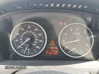 2008 BMW X5 3.0si z VIN 5UXFE43538L034968, wystawiony jako Copart lot #58065825 z przebiegiem 117 028 mil mil oraz Szkoda całkowita • Salvage title. Historia ofert i sprzedaży dostępna na DreamBid. Obrazek 9.