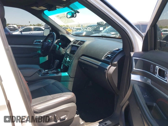 2017 Ford Explorer Sport z VIN 1FM5K8GT4HGA61316, wystawiony jako IAAI lot #42572392 z przebiegiem 92 860 mil mil oraz . Historia ofert i sprzedaży dostępna na DreamBid. Obrazek 5.