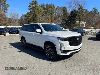 2021 Cadillac Escalade Sport z VIN 1GYS3EKL6MR238788, wystawiony jako Copart lot #48927435 z przebiegiem 140 739 mil mil oraz Czysty tytuł • Clean title. Historia ofert i sprzedaży dostępna na DreamBid. Obrazek 1.