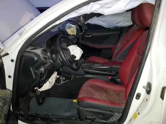 2023 Lexus IS 300 z VIN JTHCA1D21P5125158, wystawiony jako Copart lot #81496734 z przebiegiem Nie podano mil oraz Szkoda całkowita • Salvage title. Historia ofert i sprzedaży dostępna na DreamBid. Obrazek 7.