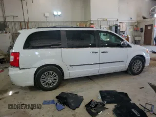 2016 Chrysler Town & Country Touring L Anniversary Edition with VIN 2C4RC1CG3GR284592, listed as a Copart auction lot 62499194 with 98,428 mi miles and Salvage Title. Bid and sale history available at DreamBid. Image 3.