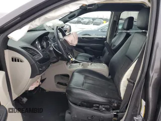 2019 Dodge Grand Caravan SXT with VIN 2C4RDGCG2KR580583, listed as a Copart auction lot 45134255 with 83,746 mi miles and Salvage Title. Bid and sale history available at DreamBid. Image 7.