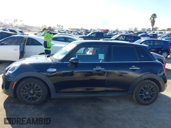 2019 MINI Hardtop 4 Door Cooper S with VIN WMWXU3C58K2H88917, listed as a IAAI auction lot 41750484 with 49,455 mi miles and . Bid and sale history available at DreamBid. Image 14.