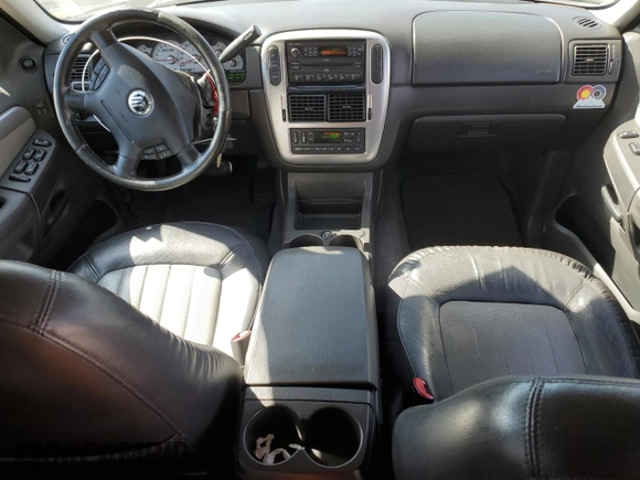2005 Mercury Mountaineer Convenience with VIN 4M2ZU86KX5ZJ00820, listed as a Copart auction lot 48694705 with 191,101 mi miles and Salvage title. Bid and sale history available at DreamBid. Image 8.