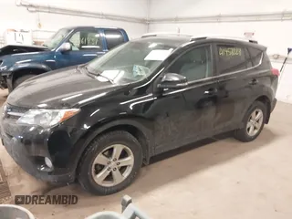 2014 Toyota RAV4 XLE with VIN 2T3RFREVXEW163532, listed as a IAAI auction lot 41458228 with 163,851 mi miles. Bid and sale history available at carsss.com. Image 17.