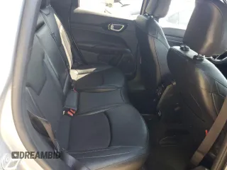 2024 Jeep Compass Trailhawk z VIN 3C4NJDDN8RT145058, wystawiony jako Copart lot #64108975 z przebiegiem 28 737 mil mil oraz Czysty tytuł • Clean title. Historia ofert i sprzedaży dostępna na DreamBid. Obrazek 11.