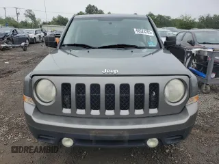2012 Jeep Patriot Sport z VIN 1C4NJRBBXCD563771, wystawiony jako Copart lot #60524765 z przebiegiem 139 460 mil mil oraz Szkoda całkowita • Salvage title. Historia ofert i sprzedaży dostępna na DreamBid. Obrazek 5.