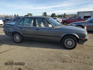 1989 BMW 3 Series 325i with VIN WBAAD2307K8849902, listed as a Copart auction lot 87257434 with 233,562 mi miles and Salvage Title. Bid and sale history available at carsss.com. Image 4.