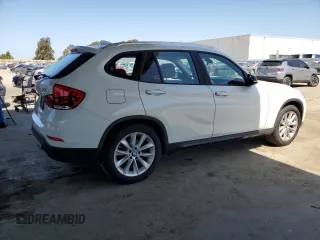 2014 BMW X1 sDrive28i with VIN WBAVM1C50EVW56343, listed as a Copart auction lot 52610765 with 86,093 mi miles and Salvage Title. Bid and sale history available at carsss.com. Image 3.