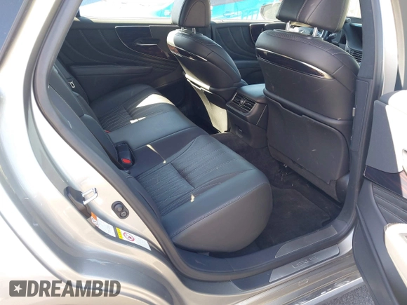 2018 Lexus LS 500 z VIN JTHC51FF3J5003302, wystawiony jako IAAI lot #41791644 z przebiegiem 64 632 mil mil oraz . Historia ofert i sprzedaży dostępna na DreamBid. Obrazek 8.