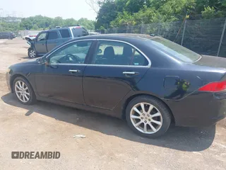 2007 Acura TSX with VIN JH4CL96867C018905, listed as a IAAI auction lot 42437475 with 131,014 mi miles and . Bid and sale history available at DreamBid. Image 3.
