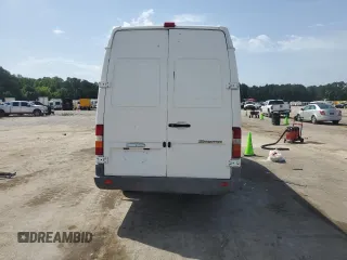 2006 Freightliner Sprinter z VIN WDYPD744965964511, wystawiony jako Copart lot #57107925 z przebiegiem 313 895 mil mil oraz Tytuł czysty. Historia ofert i sprzedaży dostępna na DreamBid. Obrazek 6.