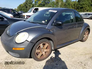 2006 Volkswagen New Beetle Coupe with VIN 3VWRW31C76M406232, listed as a Copart auction lot 75100914 with 143,978 mi miles and Salvage Title. Bid and sale history available at carsss.com. Image 1.