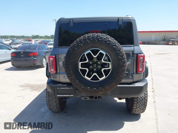 2023 Ford Bronco z VIN 1FMEE5DP8PLA91454, wystawiony jako IAAI lot #42805631 z przebiegiem 49 354 mil mil oraz . Historia ofert i sprzedaży dostępna na DreamBid. Obrazek 16.
