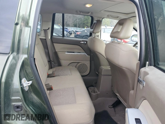 2008 Jeep Compass Sport with VIN 1J8FT47W58D685113, listed as a Copart auction lot 42317235 with 226,604 mi miles and Salvage Title. Bid and sale history available at carsss.com. Image 11.