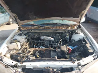 2001 Toyota Camry CE with VIN JT2BG22K010570556, listed as a IAAI auction lot 42458031 with 357,046 mi miles and . Bid and sale history available at DreamBid. Image 10.