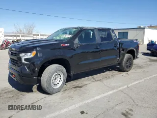 2025 Chevrolet Silverado 1500 LT Trail Boss with VIN 3GCUKFED6SG184269, listed as a Copart auction lot 44371695 with 1,900 mi miles and Salvage Title. Bid and sale history available at DreamBid. Image 1.
