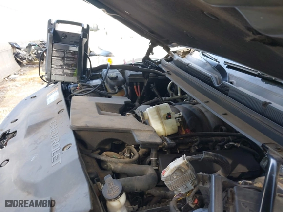 2017 Chevrolet Tahoe LS with VIN 1GNSCAKC7HR179715, listed as a IAAI auction lot 40948996 with 164,178 mi miles. Bid and sale history available at carsss.com. Image 10.