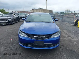 2016 Chrysler 200 S z VIN 1C3CCCDG3GN110510, wystawiony jako IAAI lot #42374730 z przebiegiem 54 912 mil mil oraz . Historia ofert i sprzedaży dostępna na DreamBid. Obrazek 12.