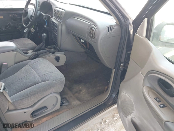 2004 Chevrolet TrailBlazer EXT LT with VIN 1GNES16SX46204409, listed as a IAAI auction lot 42082962 with 103,126 mi miles. Bid and sale history available at carsss.com. Image 5.