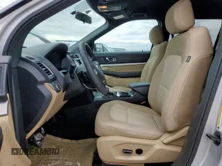 2017 Ford Explorer с VIN 1FM5K7B89HGA03005, выставлен на аукционе Copart как лот 58712165 с пробегом 99 954 миль миль и Списание • Salvage title. История ставок и продаж доступна на DreamBid. Изображение 7.