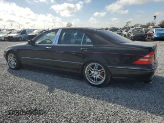 2001 Mercedes-Benz S-Class with VIN WDBNG75J91A206360, listed as a Copart auction lot 44609455 with 0 mi miles and Salvage Title. Bid and sale history available at carsss.com. Image 2.