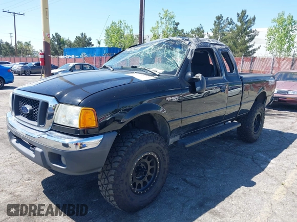 2005 Ford Ranger XL with VIN 1FTZR15E25PA92668, listed as a IAAI auction lot 41984723 with 218,867 mi miles. Bid and sale history available at carsss.com. Image 2.