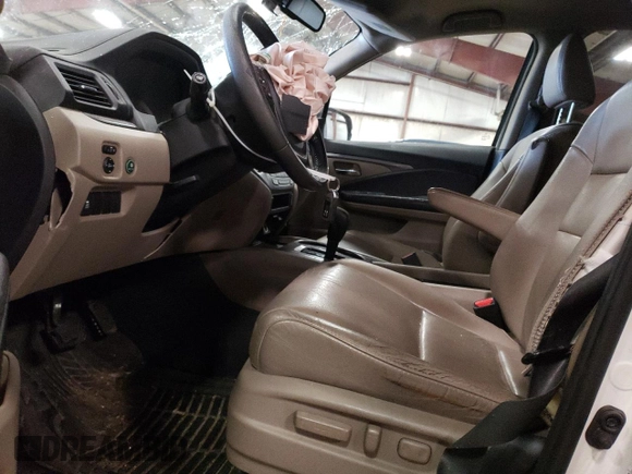 2016 Honda Pilot EX-L z VIN 5FNYF6H54GB026441, wystawiony jako Copart lot #55919035 z przebiegiem Nie podano mil oraz Czysty tytuł • Clean title. Historia ofert i sprzedaży dostępna na DreamBid. Obrazek 7.