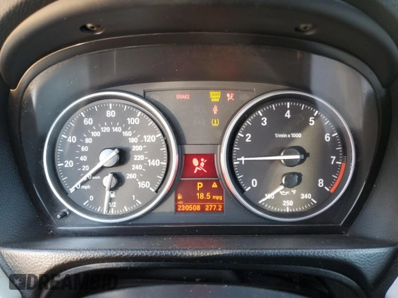 2007 BMW 3 Series 328i with VIN WBAWV13597P117499, listed as a Copart auction lot 42053095 with 230,508 mi miles and Salvage title. Bid and sale history available at DreamBid. Image 9.