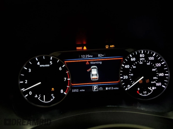 2025 Nissan Sentra SR with VIN 3N1AB8DV2SY288165, listed as a Copart auction lot 55434265 with 3,352 mi miles and Clean Title. Bid and sale history available at DreamBid. Image 9.