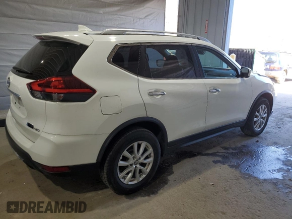 2020 Nissan Rogue SV z VIN JN8AT2MV5LW106382, wystawiony jako Copart lot #53783345 z przebiegiem 97 455 mil mil oraz Szkoda całkowita • Salvage title. Historia ofert i sprzedaży dostępna na DreamBid. Obrazek 3.