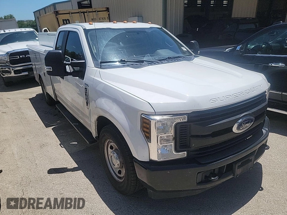 2019 Ford F-350 with VIN 1FD7X3E63KEC46938, listed as a IAAI auction lot 42547562 with 136,370 mi miles and . Bid and sale history available at DreamBid. Image 1.