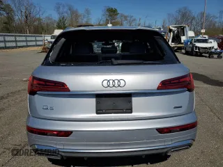 2022 Audi Q5 S line Premium Plus with VIN WA1EAAFY1N2133216, listed as a Copart auction lot 53114465 with 28,571 mi miles and Clean title. Bid and sale history available at DreamBid. Image 6.
