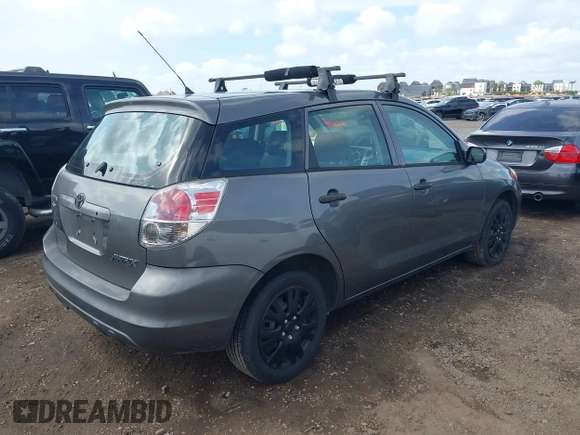 2006 Toyota Matrix STD z VIN 2T1KR32E46C615612, wystawiony jako IAAI lot #41939746 z przebiegiem 220 477 mil mil oraz . Historia ofert i sprzedaży dostępna na DreamBid. Obrazek 4.