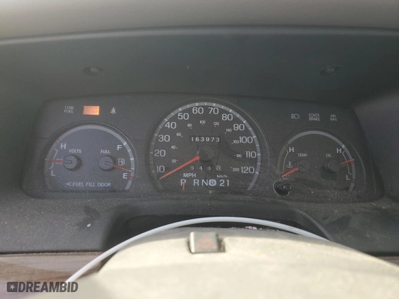2005 Ford Crown Victoria LX with VIN 2FAFP74W65X168866, listed as a Copart auction lot 47220335 with 163,973 mi miles and Salvage Title. Bid and sale history available at carsss.com. Image 9.