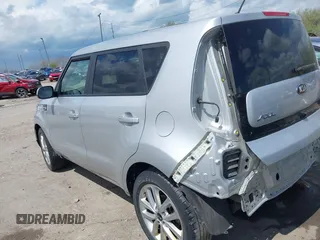 2018 Kia Soul + with VIN KNDJP3A53J7510640, listed as a IAAI auction lot 42061530 with 62,068 mi miles. Bid and sale history available at carsss.com. Image 15.