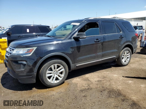 2019 Ford Explorer XLT с VIN 1FM5K8DH1KGA37725, выставлен на аукционе Copart как лот 56255315 с пробегом 56 501 миль миль и Списание • Salvage title. История ставок и продаж доступна на DreamBid. Изображение 1.