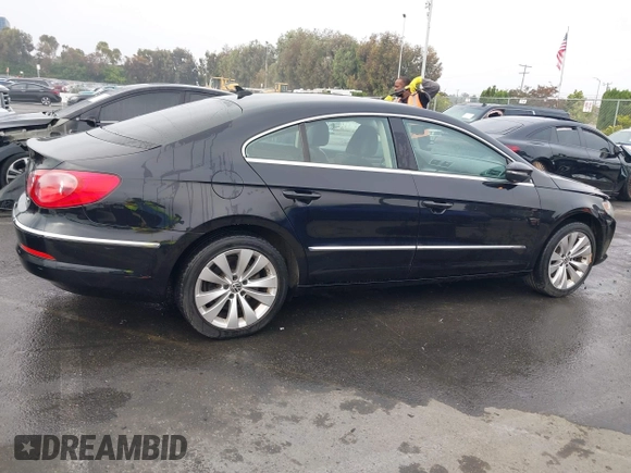 2012 Volkswagen CC R-Line z VIN WVWMP7AN5CE501909, wystawiony jako IAAI lot #39791104 z przebiegiem 217 399 mil mil oraz . Historia ofert i sprzedaży dostępna na DreamBid. Obrazek 12.