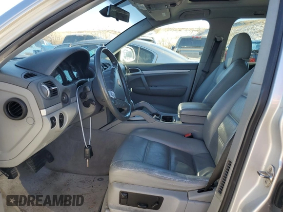 2004 Porsche Cayenne with VIN WP1AA29P54LA21975, listed as a Copart auction lot 88921045 with 119,705 mi miles and Clean Title. Bid and sale history available at carsss.com. Image 7.