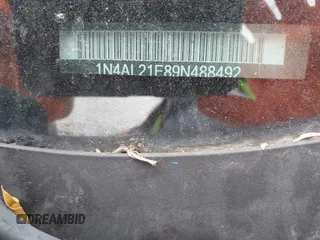 2009 Nissan Altima S z VIN 1N4AL21E89N488492, wystawiony jako IAAI lot #42438383 z przebiegiem 152 533 mil mil oraz . Historia ofert i sprzedaży dostępna na DreamBid. Obrazek 9.