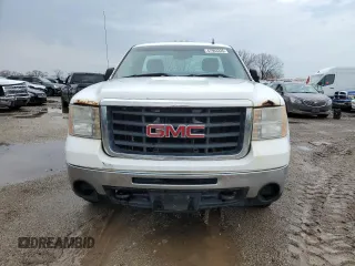 2007 GMC Sierra 1500 with VIN 1GDHC24K07E565150, listed as a Copart auction lot 47963325 with 219,314 mi miles and Salvage Title. Bid and sale history available at DreamBid. Image 5.