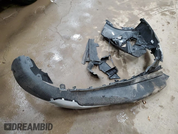 2024 Chevrolet Blazer LT z VIN 3GNKBCR44RS169056, wystawiony jako Copart lot #81803644 z przebiegiem 15 074 mil mil oraz Nie do naprawy • Non repairable. Historia ofert i sprzedaży dostępna na DreamBid. Obrazek 13.