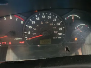 2000 Suzuki Vitara JLS z VIN 2S3TE52VXY6110157, wystawiony jako Copart lot #79173714 z przebiegiem 165 283 mil mil oraz Nie do naprawy. Historia ofert i sprzedaży dostępna na DreamBid. Obrazek 9.