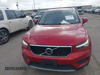 2022 Volvo XC40 Momentum z VIN YV4AC2HK5N2748975, wystawiony jako IAAI lot #42193600 z przebiegiem 50 663 mil mil oraz . Historia ofert i sprzedaży dostępna na DreamBid. Obrazek 12.