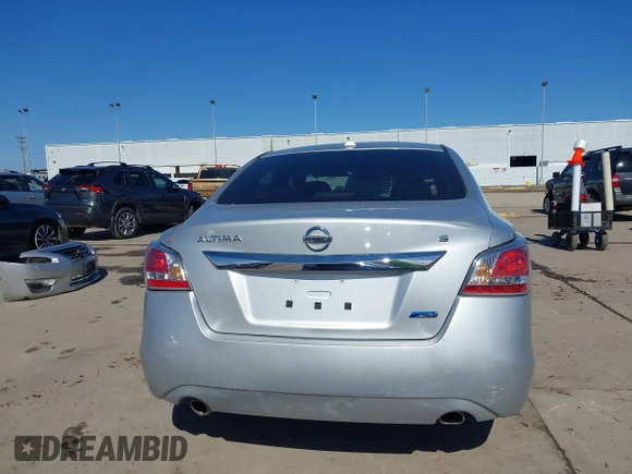 2015 Nissan Altima 2.5 S with VIN 1N4AL3AP4FN319380, listed as a IAAI auction lot 41477898 with 107,777 mi miles. Bid and sale history available at carsss.com. Image 17.