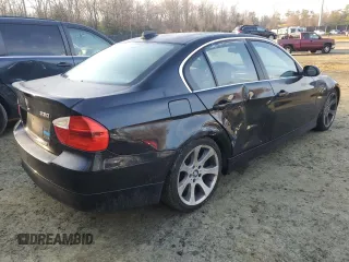 2006 BMW 3 Series 330i with VIN WBAVB33546AZ85539, listed as a Copart auction lot 43330385 with 201,132 mi miles and Salvage Title. Bid and sale history available at DreamBid. Image 3.