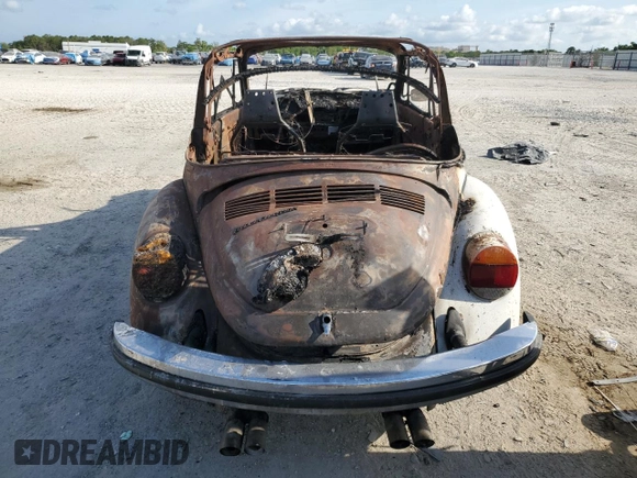 1976 Volkswagen Beetle с VIN 1562125991, выставлен на аукционе Copart как лот 54744575 с пробегом Не указан миль и На запчасти • Non repairable. История ставок и продаж доступна на DreamBid. Изображение 6.