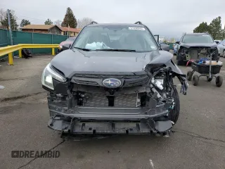 2024 Subaru Forester Premium z VIN JF2SKADC8RH431442, wystawiony jako Copart lot #51538045 z przebiegiem 5 072 mil mil oraz Szkoda całkowita • Salvage title. Historia ofert i sprzedaży dostępna na DreamBid. Obrazek 5.