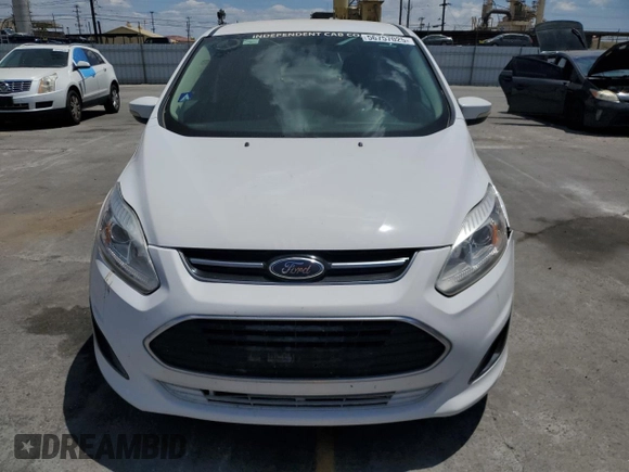 2017 Ford C-Max SE z VIN 1FADP5AU5HL117228, wystawiony jako Copart lot #56757025 z przebiegiem 330 453 mil mil oraz Szkoda całkowita • Salvage title. Historia ofert i sprzedaży dostępna na DreamBid. Obrazek 5.