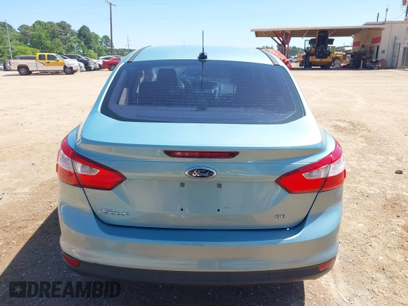 2012 Ford Focus SE with VIN 1FAHP3F20CL320775, listed as a IAAI auction lot 41996599 with Not Provided miles. Bid and sale history available at carsss.com. Image 16.